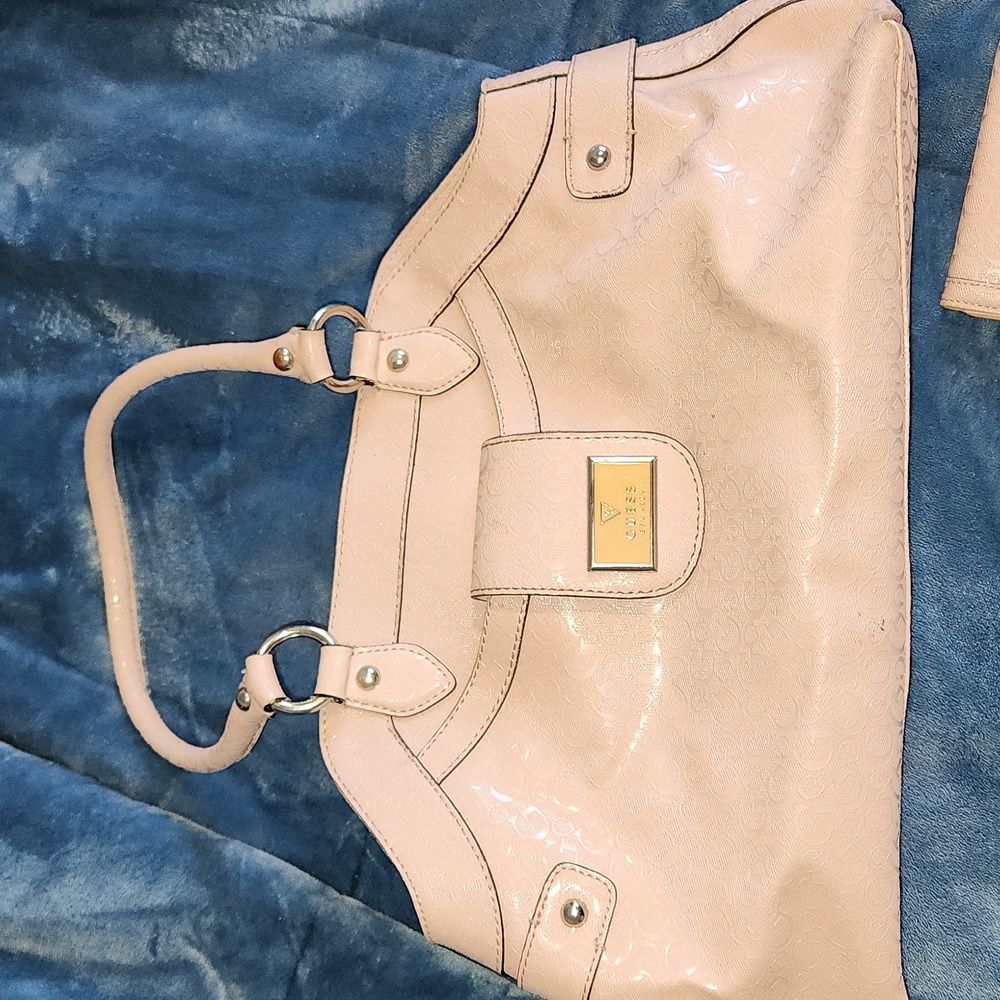 Guess purse